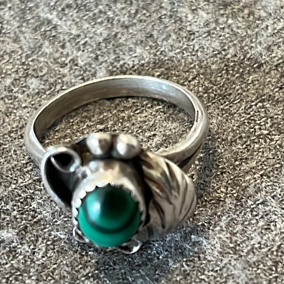 Sterling Malachite Ring-4.5 - Picture 4 of 7
